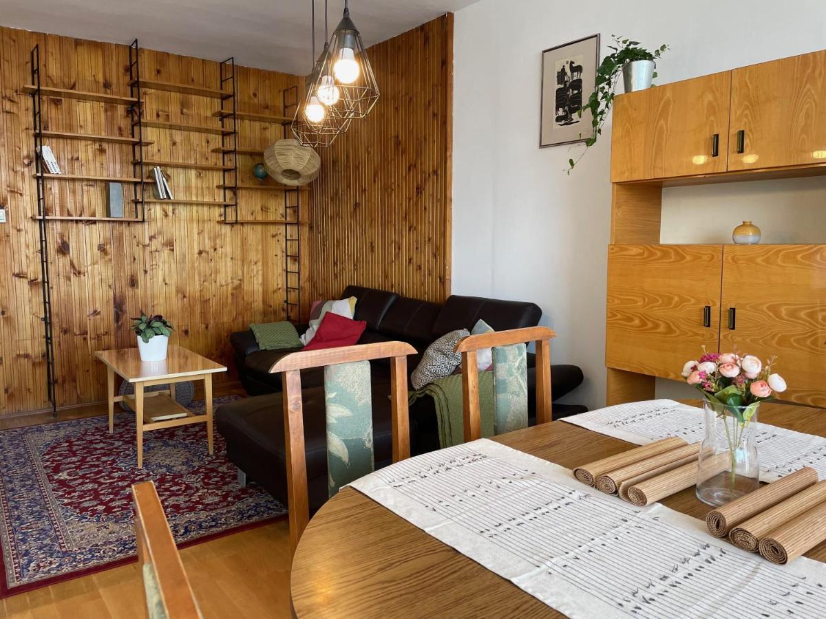 Nosztalgia Apartman Lejlighed Veszprém Eksteriør billede